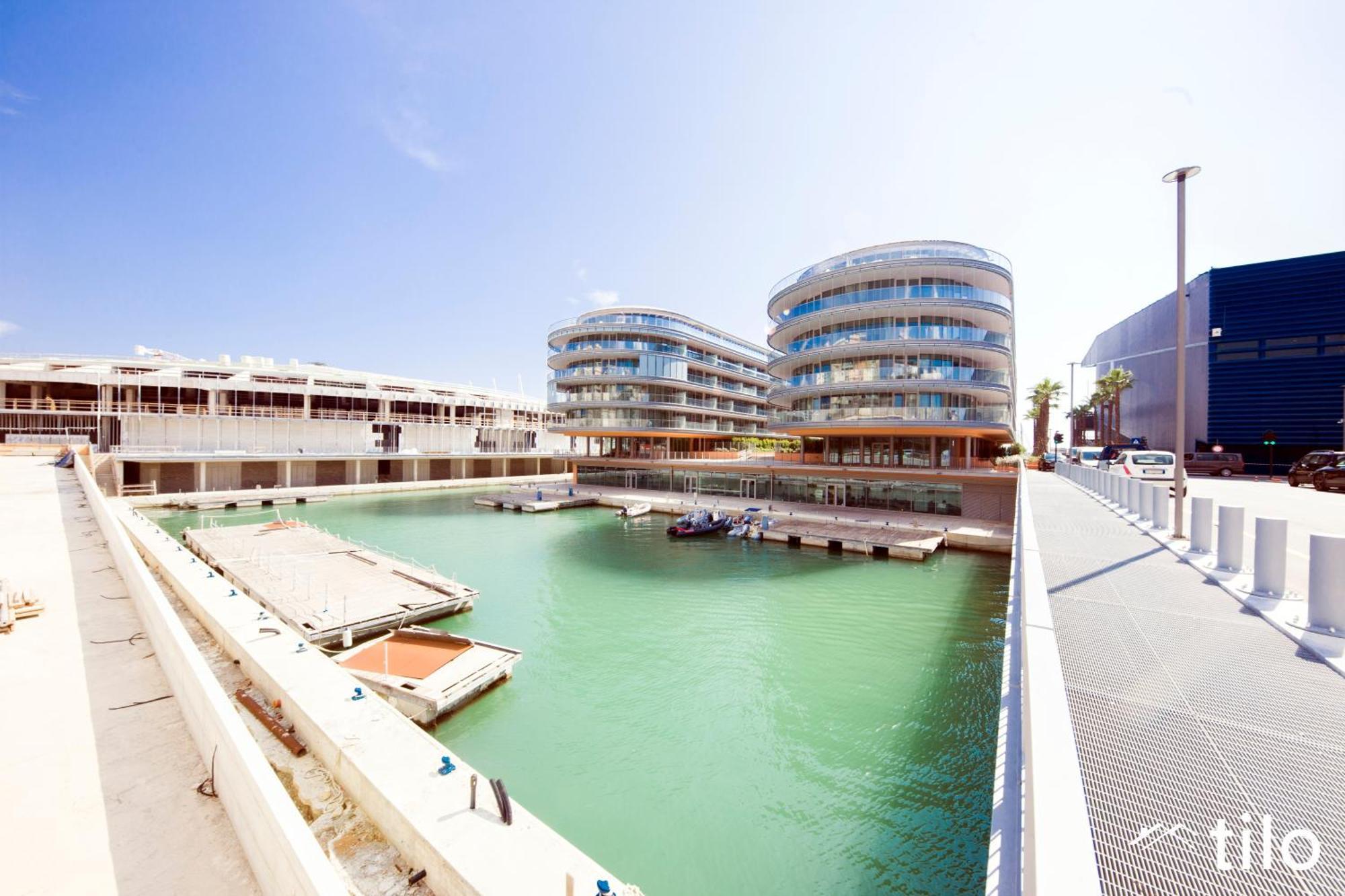 Waterfront Luxury 1br, Free Parking, Ac, Netflix & Wifi By Tilo Lux Apartamento Génova